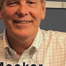 Dennis Vanhorn's Instagram, Twitter & Facebook