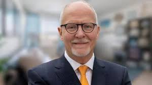 Northern Trust employee Cynthia Van Osdol contributes a total of $300 to  President Joe Biden