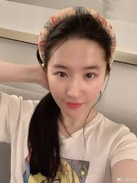 Nữ diễn viên đóng thế của lưu diệc phi trong mulan tiếp tục ghi điểm khi vượt qua vượt thần chiêm ngưỡng nhan sắc lưu diệc phi thời kỳ đỉnh cao, thần tiên tỷ tỷ là đây chứ đâu! Sao Hoa Ngá»¯ 7 5 Lam Tam NhÆ° LÆ°u Diá»‡c Phi DÆ°Æ¡ng Thá»«a Lam Máº·t Má»™c Váº«n Ráº¡ng Ngá»i Vietnamnet