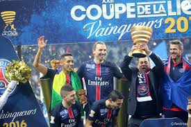 Deux voies jusqu'en 16es, une entre les clubs pros, une entre les amateurs, et une question : Coupe De La Ligue Le Vilain Petit Trophee Vl Media