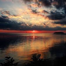 Sunshine On Lake Erie From Put In Bay Ohio With Images Put In Bay Ohio Lake Erie Put In Bay