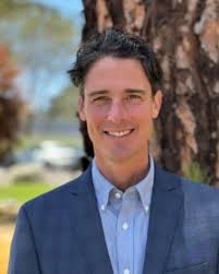 Meet the Naturopathic Doctors and Team at KOI Wellbeing