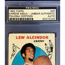 Compared to other card sets of the time, be it baseball, football, or basketball, those numbers, in terms of scarcity of star rookies, are just staggering. Kareem Abdul Jabbar Signed 1969 Topps Rookie Card 25 Lew Alcindor Psa Slabbed