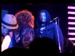 Adiós al robo hormiga de cada día el músico contó que clausuró su local bruni, abierto en belgrano desde. Militta Bora Zorro Von Quintiero Chucky De Ipola Pilo Gomez Bernard Fowler Youtube