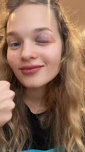 Es taču protu laminēt skropstas, kapēc lai es to nevarētu izdarīt pati sev?  😀, Nebija pat uz pusi tik grūti kā biju iedomājusies, esmu sajūsmā 😍 ,  #lashlamination