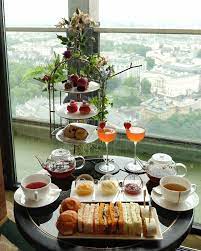 London Coffee Brunch More On Instagram Beautiful Afternoon Tea With A View Galvinatwindows Londonhiltonpl 10degreesl In 2021 Afternoon Tea Brunch Table Settings