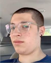 Alguien ya le dio duro : r/Sturniolotripletsnark