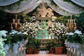 The Conservatory Tropical Gardenhouse Weddings Reception Venues Missouri Wedding Venues Outdoor Wedding Venues Garden Wedding Venue