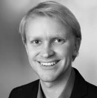 Leo Renner's Instagram, Twitter & Facebook