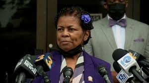 Was killed by sheriff deputies on april 21. North Carolina Sheriff Says He Wants Footage Of Andrew Brown Jr Police Shooting Made Public And May File Motion Monday