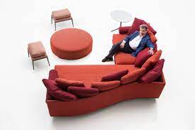 It looks like a monolith on which the hand of the designer intervened to subtract, smooth, shape. B B Italia 2021 Noonu The Sofa As An Island Stylepark