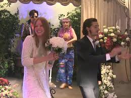 A rep for the actor tells people, shia and mia have filed for divorce. Photos Mia Goth Shia Labeouf S Wedding Pics Of The Nuptials Hollywood Life