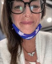 Independent Minds and Taxi Drivers: A Story by Noam Chomsky