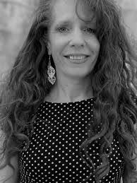 Sarah Tacey's Instagram, Twitter & Facebook