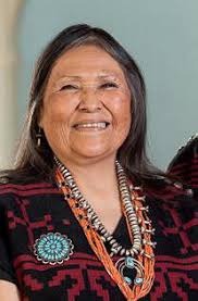 Two Grey Hills: 7 Generations of Navajo Weaving