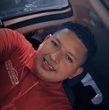 ✓Estoy interesado en una RESERVA de un HILUX 2.8 full cuero automático que  ya esté por venir en la agencia de la ceiba Atlántida ✓Plata en mano Cel  📱9914-6653