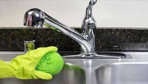 Kayınvalidemde aynı markayı yıllardır kullandığı için ona sordum. Lavabo Nasil Temizlenmelidir Ve Lavabo Temizligi Ne Zaman Yapilir