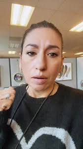 Mom Sings Amazing Grace While Kids Pet Dies