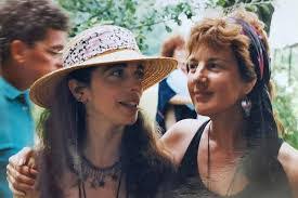 Karen Berggren's Instagram, Twitter & Facebook