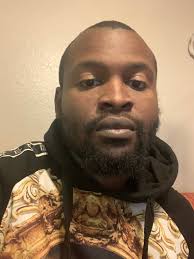 Iran got Shamar fckn up!! He going back & forth with Iran like rn 🥴🥴😭 #cc