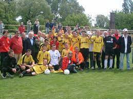 Последние твиты от kks czarni sosnowiec (@czarnisosnowiec). Czarni Sosnowiec Reaktywuja Zespol Chca Czerpac Z Angielskich Wzorcow