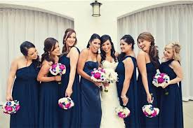What Color Nails And Shoes Should I Do With A Navy Blue Dress To A Wedding Stylishwomenoutfits Com Navy Bridesmaid Dresses Blue Bridesmaids Fuschia Wedding