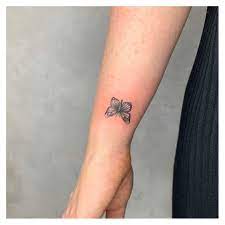 Needless to say, butterflies fit perfectly on every body part. Top 65 Best Small Butterfly Tattoo Ideas 2021 Inspiration Guide