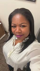 Le verre est REFILLABLE : Découvrez la mentalité de Jen Logan