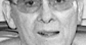 Dee Heitz's Instagram, Twitter & Facebook