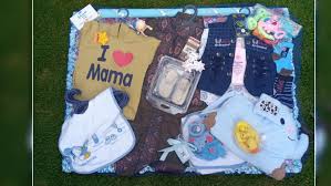 Aveeno baby and mommy gift set. Baby Gift Hamper New Born Baby Gift Idea Baby Boy Gift Packing Diy Baby Shower Gifts Baby Shower Gifts Baby Gift Hampers