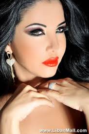 Résultat de recherche d'images pour "maquillage arabe pour mariage"