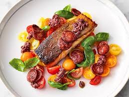 Jamies Gebratener Lachs Mit Chorizo Rezept Lecker Lachs Braten Lachs Braten Rezept Rezepte