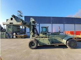 ← attrezzature di sollevamento e di trasporto a all italia a civitanova marche. Reach Stacker Belotti 42t B91 1 Usd Truck1 Id 2639820