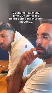 Did you know dogs can be left or right-pawed? 🐾 Just like us, they ha...