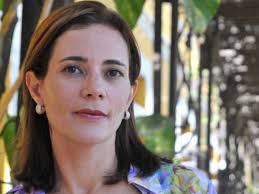 Beatriz Vélez renuncia a presidencia del Comité Intergremial