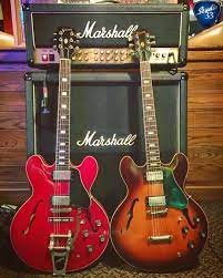 Happy Gibsunday Here S A Couple Of Gorgeous Gibson Es 335 S From Petezoom Vintageguitar Gibsonguitar S Guitar Pics Guitar Logo Acoustic Electric Guitar