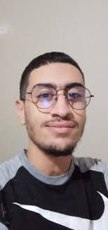 This is CRAZY ..Ryan Gosling has a great doppelgänger!! 😅 Happy Thursday  everybody 😋😋