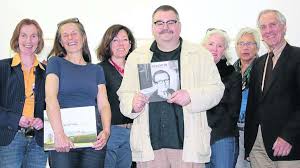 (verlagstext) petra wittmar, geboren 1955 in medebach, studierte fotografie an der folkwangschule in essen. Stadtische Galerie Ludenscheid Zeigt Ab Morgen Werke Von Dirk Vogel Und Petra Wittmar Ludenscheid