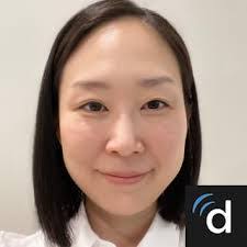 Amanda Sollars's Instagram, Twitter & Facebook