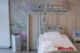 Te gandesti la toate aspectele experientei tale si la ce poate fi relevant pentru cineva ca sa aleaga aceasta clinica acest serviciu. Grija Si Atentia La Detalii Care Fac Diferenta In Spitalul Baneasa Reginamaria Ro