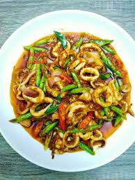 Pasalnya, ada trik khusus untuk membuat belut goreng yang memiliki. Resepi Sotong Phat Phet Masakan Thai Yang Cukup Rasa Pedas Sedap Dan Beraroma Daily Masak