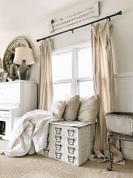 90 Awesome Modern Farmhouse Curtains For Living Room Decorating Ideas Burgundy Living Room Farm House Living Room Farmhouse Style Living Room