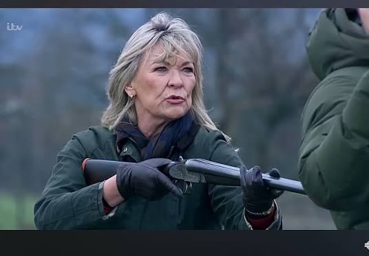 Claire King