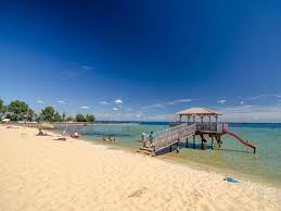 Ses quelques 5 800 hectares en font le deuxième plus grand plan d'eau déposer un avis. Cabinet Bedin Location Vacances Biscarrosse Toutes Nos Actualites