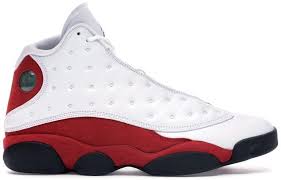 Jordan 13 Retro Og Chicago 2017 In 2020 Air Jordans Retro Air Jordans Jordan Shoes For Men