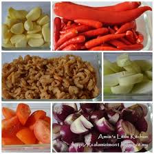 Basuh cili kering, jangan rendam. Amie S Little Kitchen Sambal Udang Kering