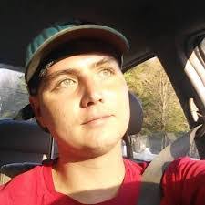 Denise Morrell's Instagram, Twitter & Facebook