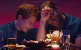 Netflix lanceert de ene na de andere originele serie. Netflix Comedy Bonding Has Been Renewed For Season 2