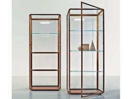 45 Vitrine By Molteni C Design Ron Gilad Glasvitrine Vitrine Glasschrank