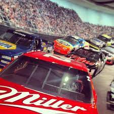 Está disponível um ginásio para os clientes nos seguintes hotéis perto de nascar hall of fame em charlotte Nascar Hall Of Fame Nascar Wrecks Nascar Charlotte Nascar